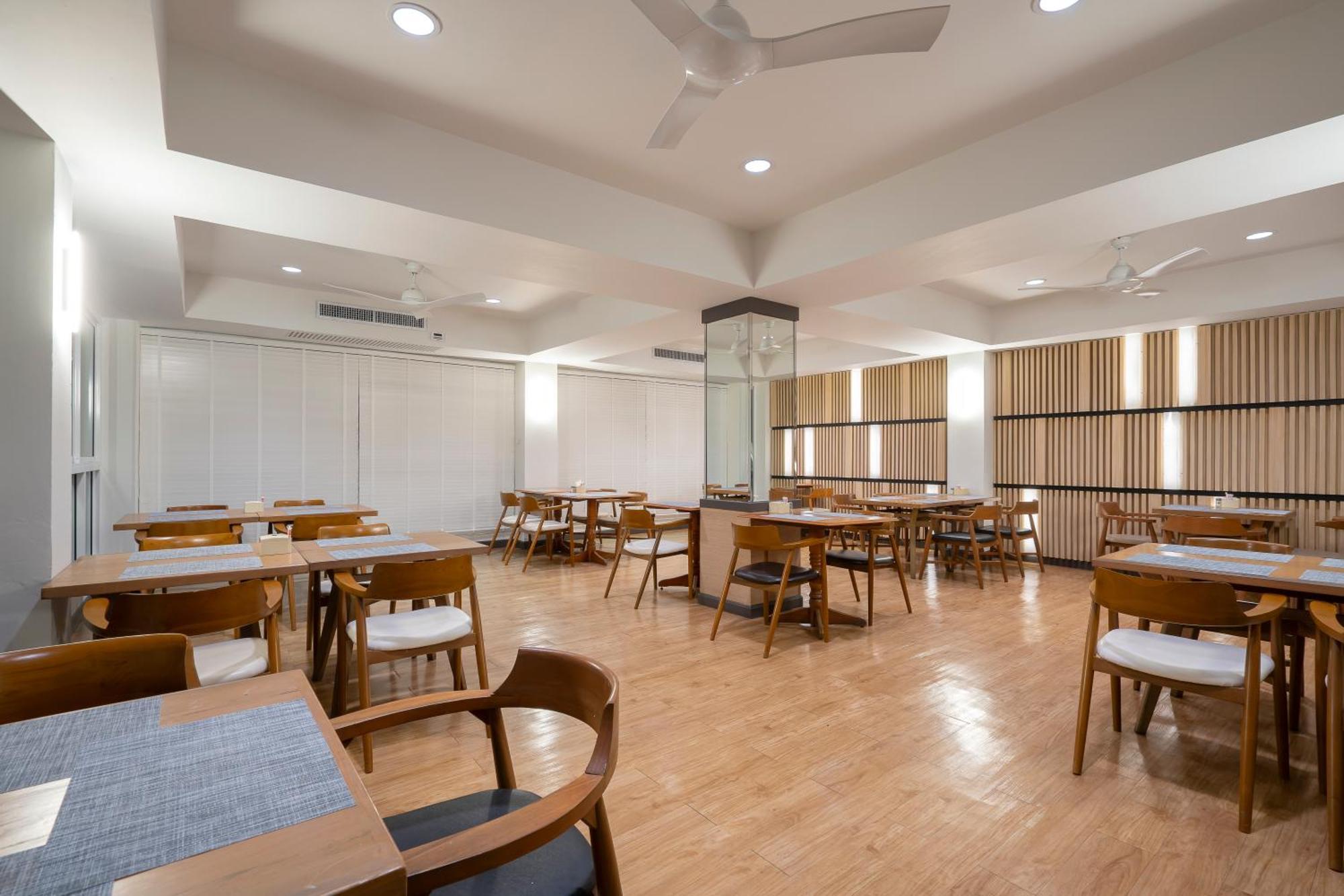 The Green Park Resort Pattaya Exterior photo