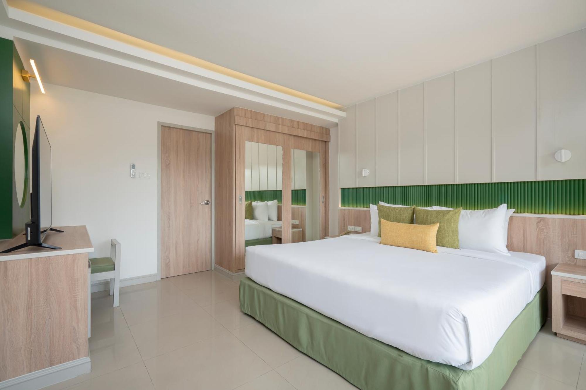 The Green Park Resort Pattaya Exterior photo